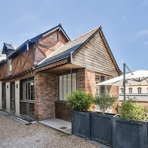 Maison Sévigné - Le Calme Du Thabor Et La Proximité Du Centre Rennes